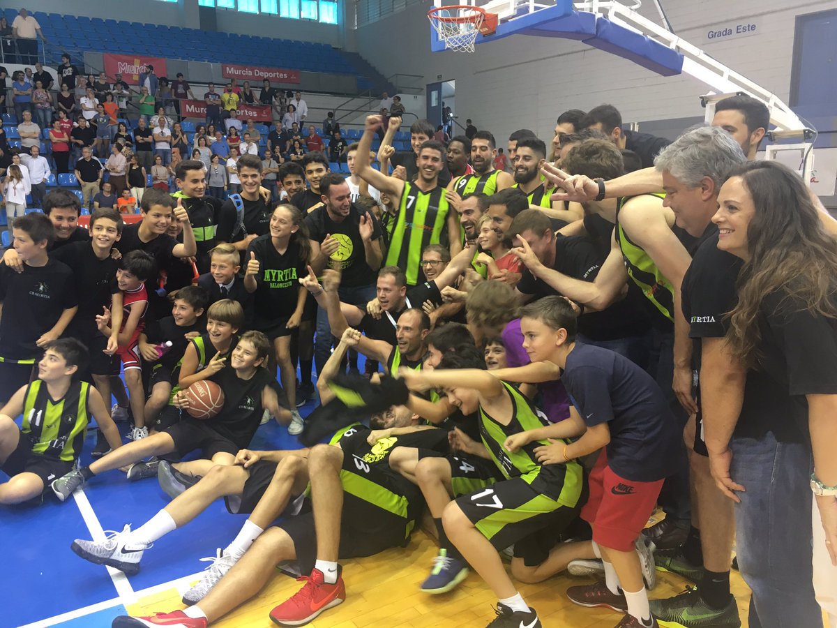 BaloncestoESP's tweet photo. ¡Bienvenidos! Cuatro nuevos equipos para la #LEBPlata: La Roda, CB Myrtia, Real Canoe y CB Martorell

✏️ Crónicas ⬇️
https://t.co/GzndvHLQoO https://t.co/DJeS5mjJ3Z