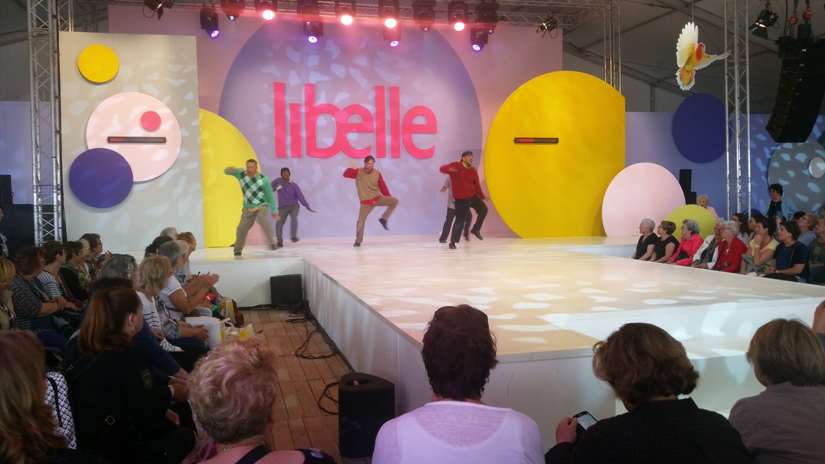 ChairsRocking's tweet photo. On Stage @LibelleZomerwk
Vette Ballenbak, &amp; gelachen met @LadiesofSoul_NL member @BergetLewis!! @HilmarMulder 
@pienankerman @umarebru https://t.co/WCh4Fwg64Y