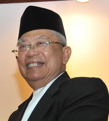 gp_ansornu's tweet photo. Selamat &amp; Sukses kepada Prof. Dr. (HC) KH. Ma'ruf Amin atas Pengukuhan Guru Besar bidang Ilmu Ekonomi Muamalat Syariah @infoUINmaliki https://t.co/SArREhb3Z0