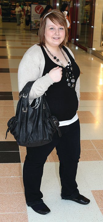 martynhett's tweet image. This is the greatest thing to have ever entered my life. Thank you @harrisonjbrock for bringing it to my attention facebook.com/Real-People-Re…