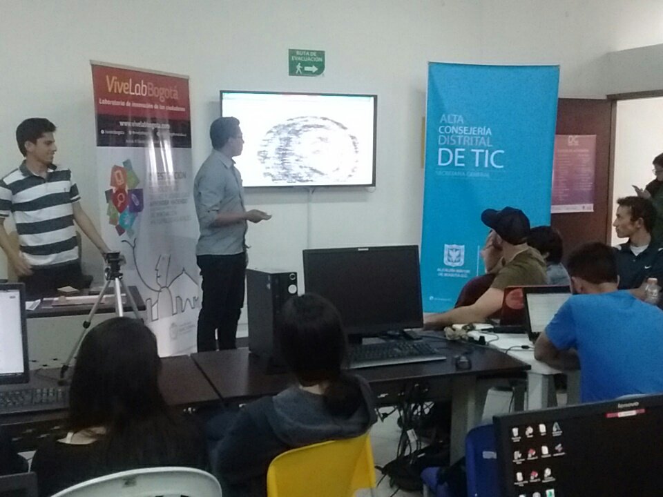 Lab101UNAL's tweet photo. @Bogotá no olvida, en #DatosDCSuba usando datos abiertos para la construcción de paz https://t.co/Wds5Lm9Wuy