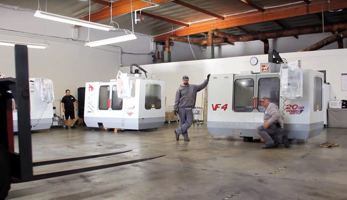 EEEHeavyMoving's tweet photo. Factory relocation - Triple-E provides end-to-end solutions 💪 https://t.co/U7nl5Cebh7 #machinerymoving https://t.co/CGvl6QgqQu