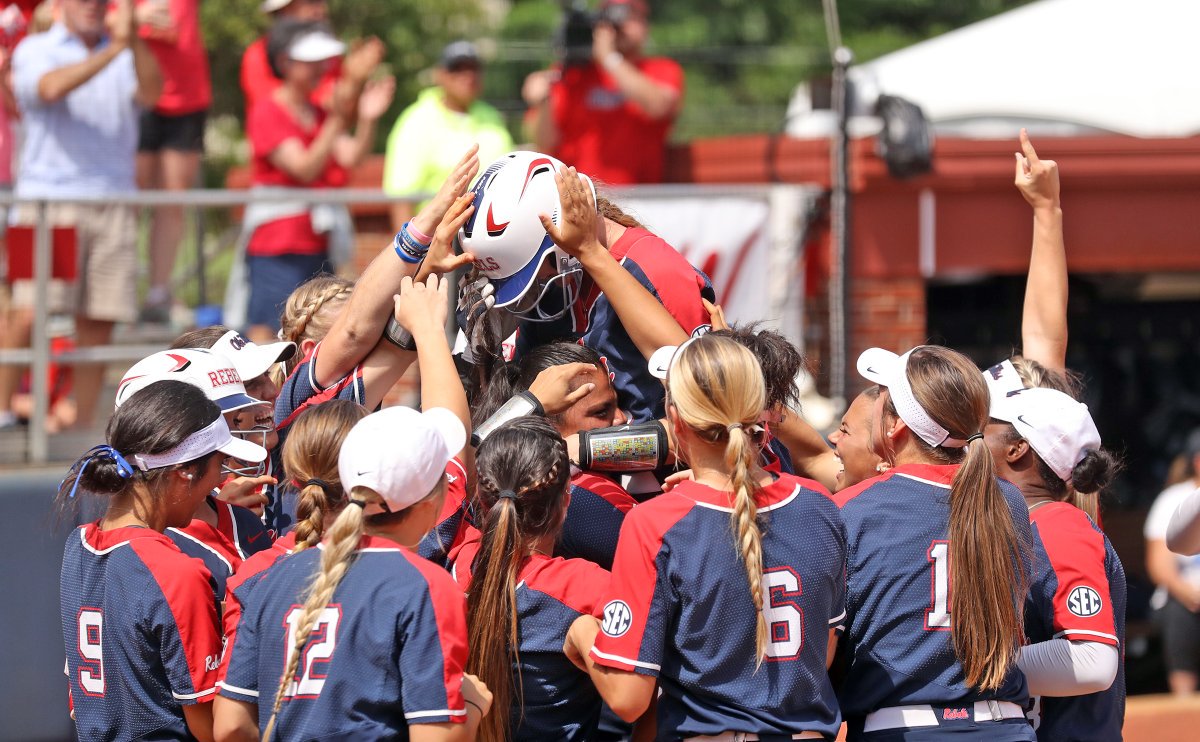 OleMissSoftball's tweet photo. BLOG | Three games. Three wins. One regional championship.

>> https://t.co/JLFHamTBip https://t.co/XECGDnivsG