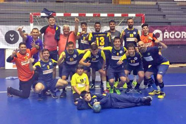 CatHANDBOL tweet media