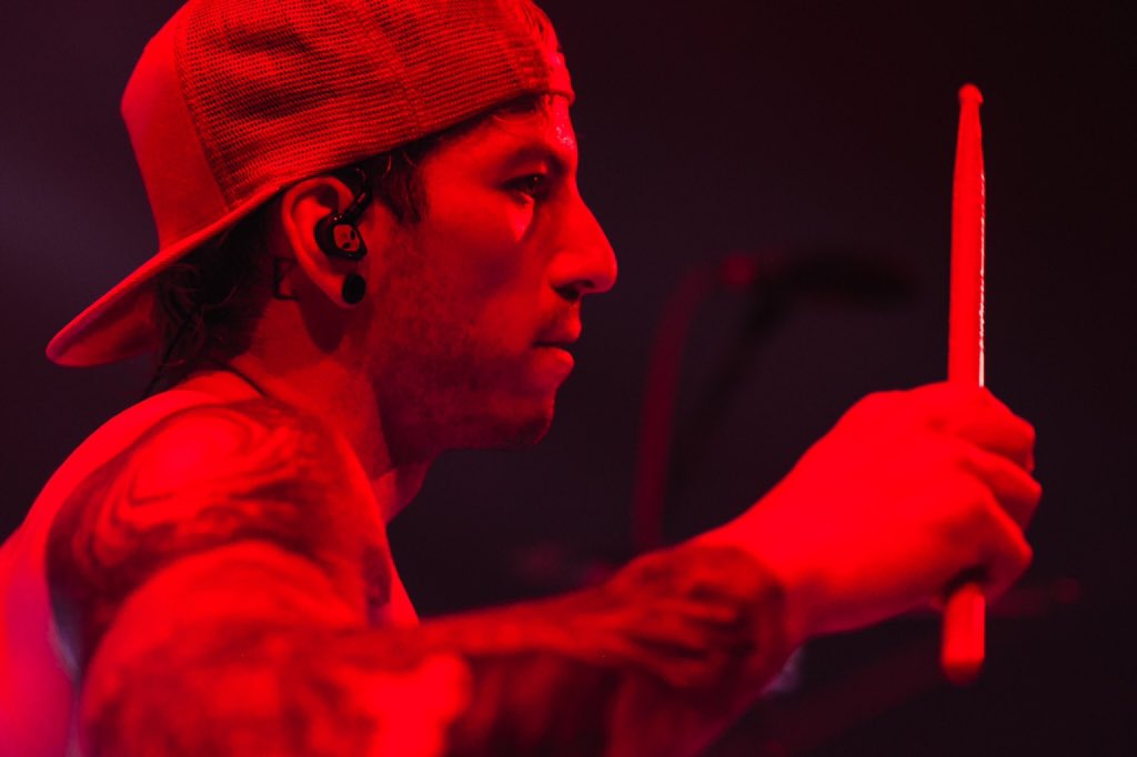 TOPVOTlNGSTATS's tweet photo. 1 #topBBMAs https://t.co/0JJyTKMblk