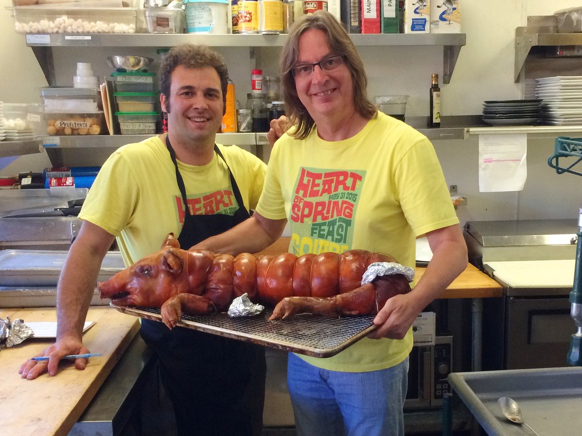 solaresandiego's tweet image. #HeartofSpring Dinner today - everything from SD &amp;amp; outside! Here's 40-lb #pig from @StehlyFarms #ValleyCenter @Accursiochef @liberty_station