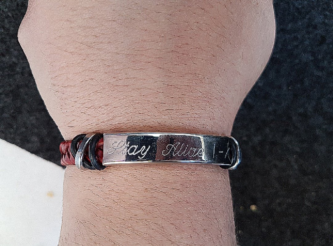 saturnstarfield's tweet photo. today I got this.
"Stay alive |-/"
#topBBMAs https://t.co/OoK2mpby6U