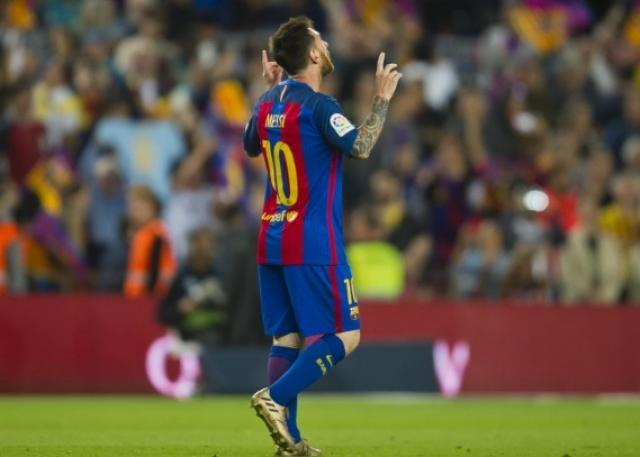 LaPagina's tweet photo. #InterDLP Leo Messi sigue batiendo récords y suma su cuarta Bota de Oro #Deportes
https://t.co/0s1YnYwsbd https://t.co/GcwDxuNJMv