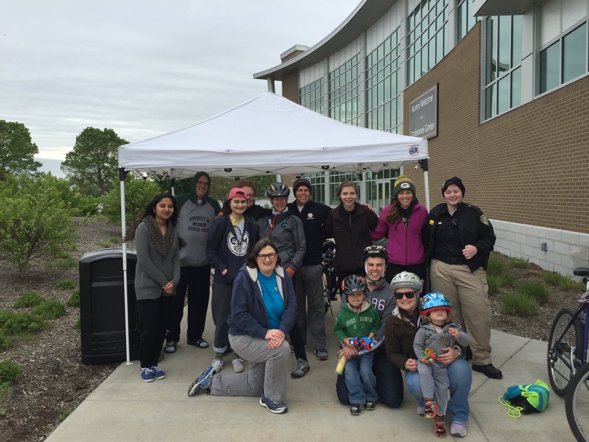 CommunitiesONHS's tweet photo. THX to all who gave us a platform to promote #BikeOsh Tremendous turnout despite the weather! @EmilyDeemGDW @B1047vegas @woshnews https://t.co/25aR3wZhJ8