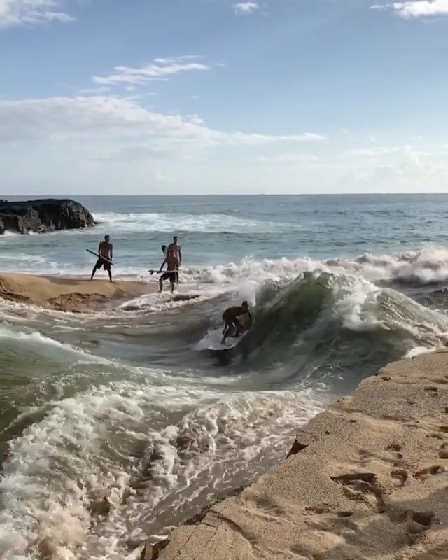 SavingTheWaves_'s tweet photo. 🌀
Amazing.!! I would definitely try this.. would you?💙
––——––——––——|🔹|––——––——––——
🔘 #SavingtheWaves ⠀⠀⠀⠀⠀⠀⠀⠀⠀⠀⠀⠀ ⠀⠀⠀⠀⠀⠀⠀⠀⠀⠀⠀⠀
Surfers in h… https://t.co/bwwxC9r2Kd
