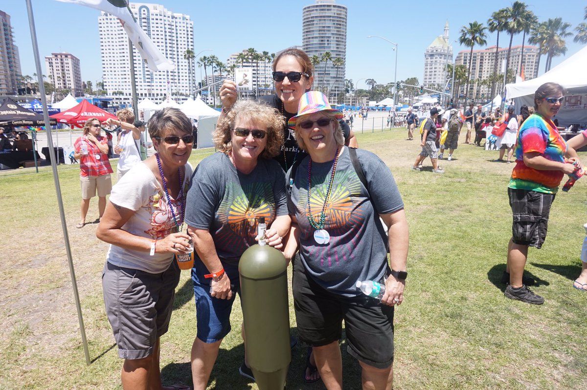 bomblubes's tweet photo. LONG BEACH PRIDE DAY 2 FIND YOUR PHOTOS AND SHARE #bomblube #pride #lbpride #lube https://t.co/YlQKZ9SgPX