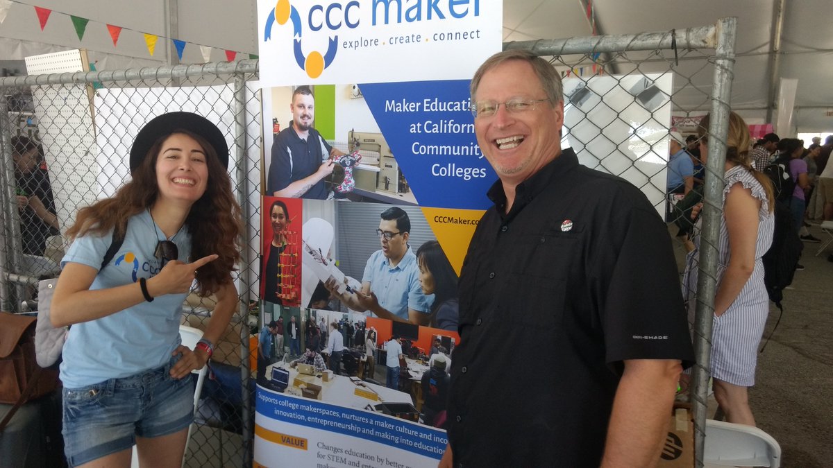 Sarqeles's tweet photo. Best Maker Faire yet! #cccmaker @dalepd @maker #makerfaire2017 https://t.co/g1xKvgVzQm