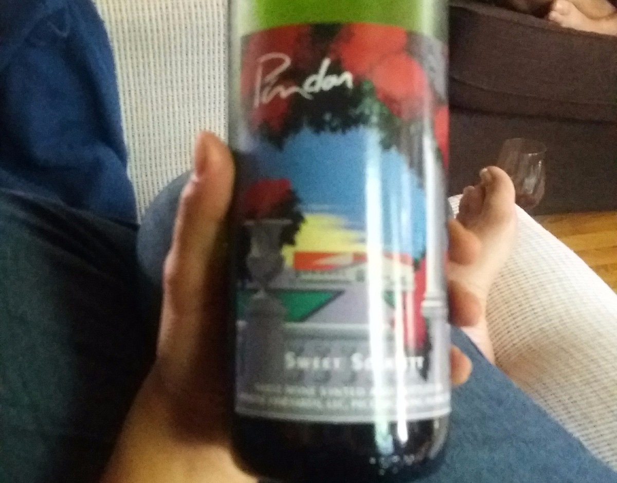 babuyanez's tweet photo. Drinking a little in my new home #sagHarbor https://t.co/5rhwDMik9H