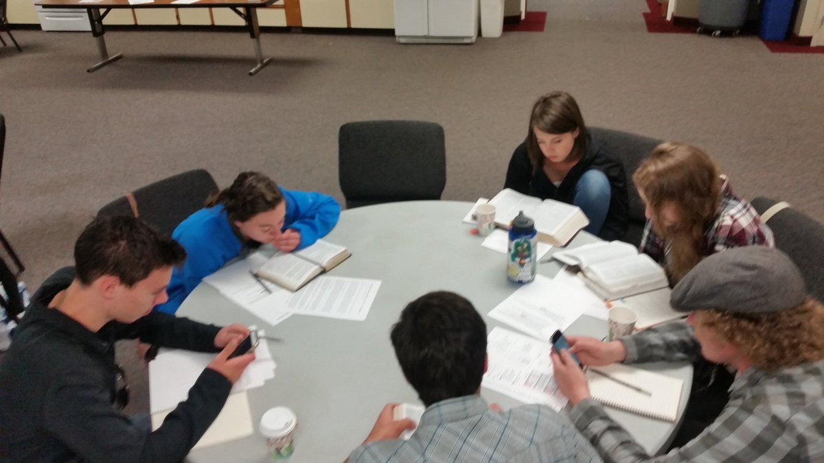 JJLarsen's tweet photo. Basic Training for Bible Reading #ltfoco17 https://t.co/qMsxwQh408
