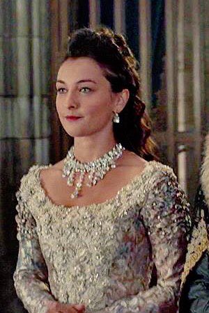 annpirvu's tweet photo. Delighted to bring Lady Nicole to @afterbuzztv 6PM PST π hope you TUNE IN and chat #Reign with us π₯ #Charcole #Narcole #NicRi #Nicake ππ https://t.co/yjPAbuSP42