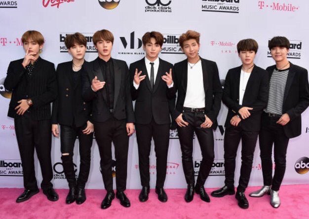 jjkjocy's tweet image. THE BOYS ARE SLAYING , I'M SO PROUD OF THEM TO MAKE IT THIS FAR