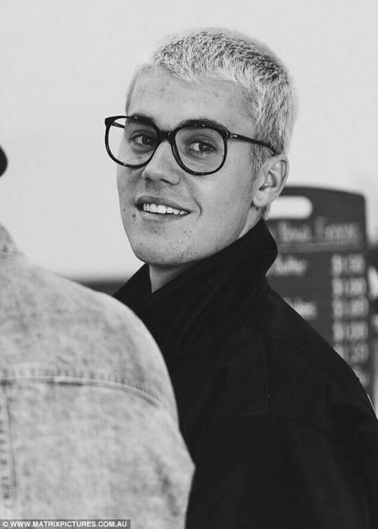 tarver_maria's tweet photo. #JustinBBMAs Tu sonrisa es el mismo cielo https://t.co/1I5X6dbx5F