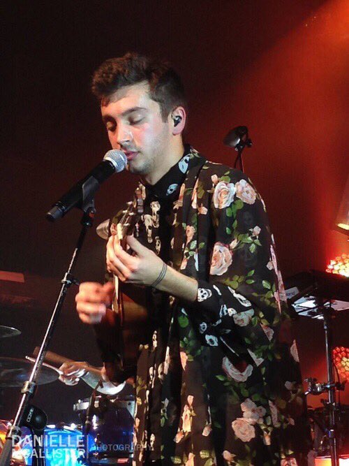 TopVotingAwards's tweet photo. – tyler joseph #topBBMAs https://t.co/t0KpD2dIW2