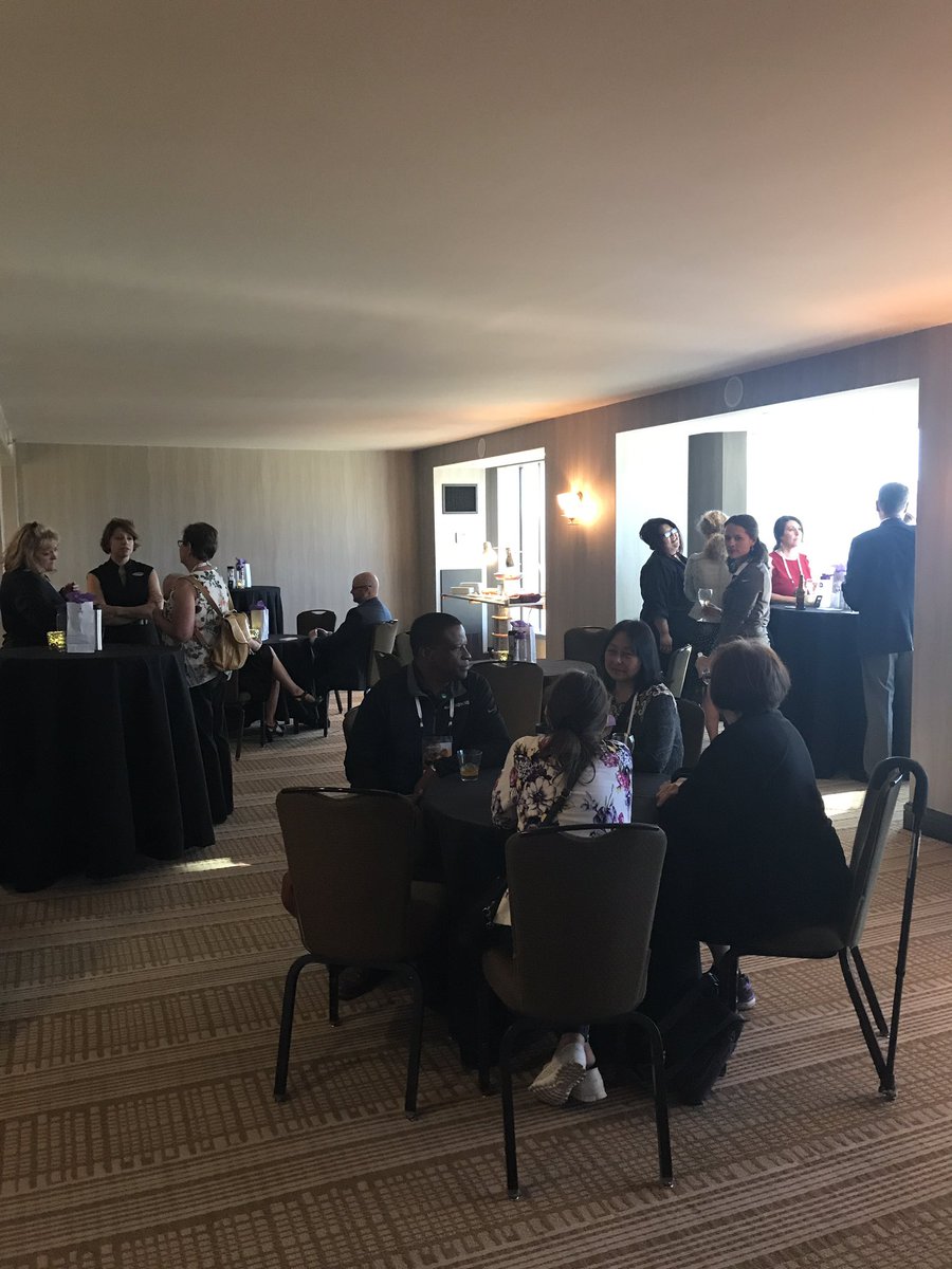 ABQtania's tweet photo. A beautiful view and hospitality from @HyattABQ for the #ABQFam - and the viewfinders are an awesome touch! #TrueABQ @MeetABQ https://t.co/NVysyuykvL