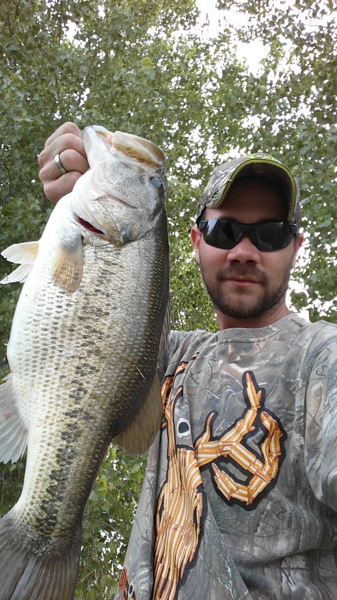 JamesDenekas's tweet photo. Had a awesome time they out on water https://t.co/O9Sc1i6cOw