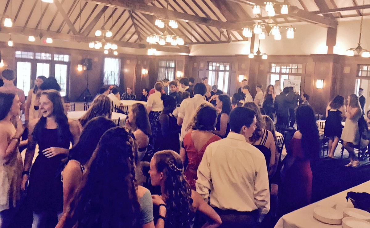 DavidNarkewicz's tweet photo. just welcomed JFK Middle School 8th graders to the annual Mayor's Dance at #LookPark GardenHouse hosted by #NorthamptonMA Parks &amp; Recreation https://t.co/oMERGjTQ8q