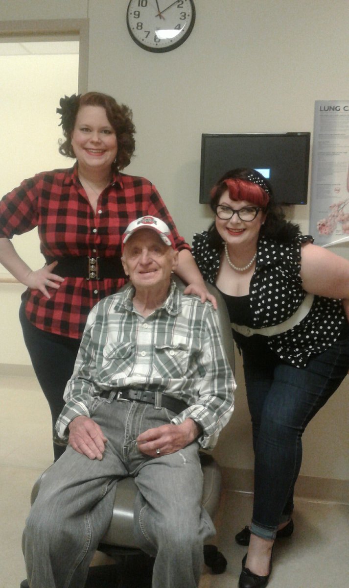 PatriotPinUp's tweet photo. Dottie DeBacle and T-6 Tammy went to the VA today and met a new friend! Thank you, Jim, for your service. https://t.co/QxFRuEYEHC