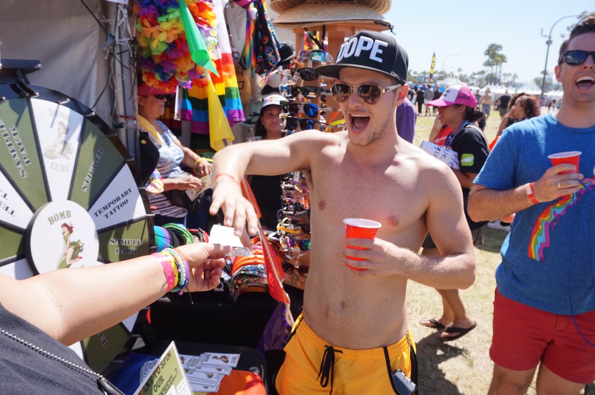bomblubes's tweet photo. LONG BEACH PRIDE DAY 2 FIND YOUR PHOTOS AND RETWEET #bomblube #pride #lbpride #lube https://t.co/zehBsthZoT