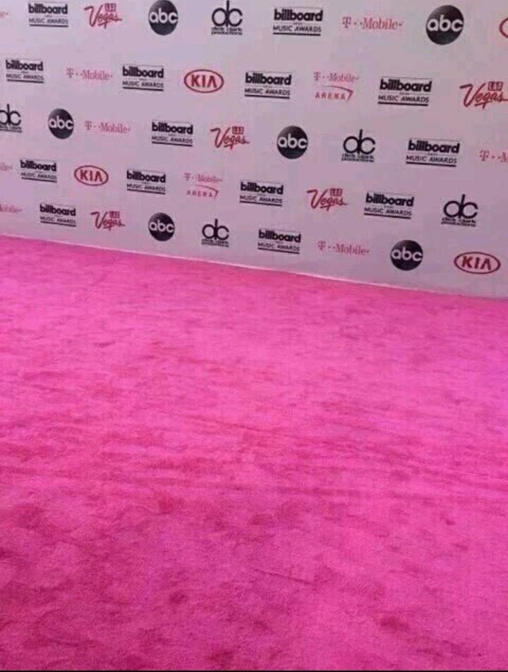 extssyjr's tweet photo. VIERON LO PERFECTO QUE SE VE JUSTIN EN LOS BBMAS

I vote @justinbieber as Top Social Artist in the #BBMAs #JustinBBMAs https://t.co/GGslOxxLLt