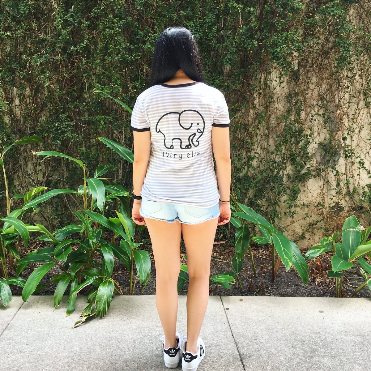 Featuring this grey/white striped ringer tee from <a href="/ivoryella/">Ivory Ella™</a> will be up on my blog this week! 🙌❤🐘