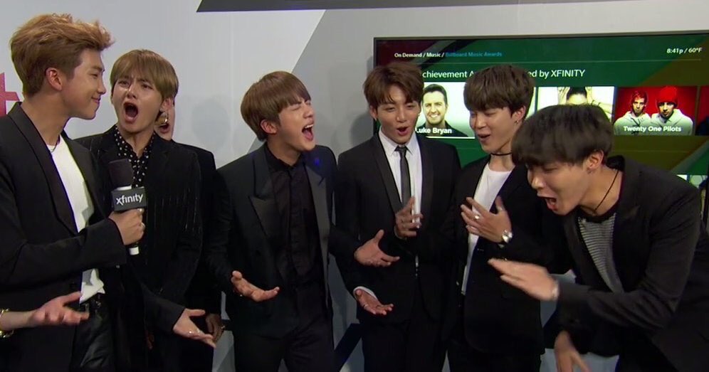 KimNana1967's tweet photo. I voted @BTS_twt for the #BBMAs Top Social Artist Award  #BTSBBMAs https://t.co/rilsYjHJ16