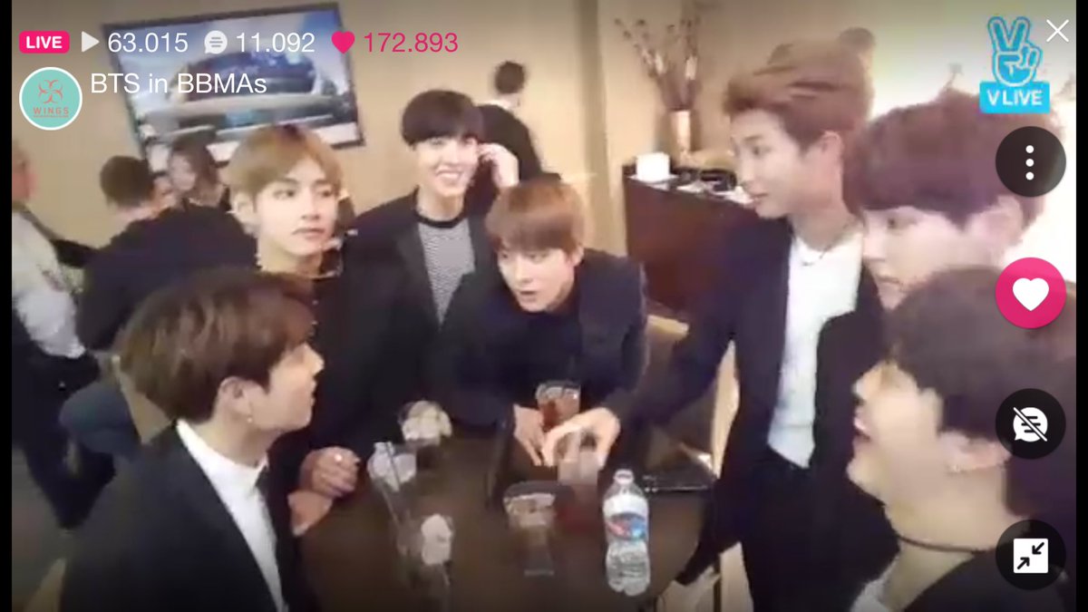 lilminmeow's tweet photo. I vote @BTS_twt #BTSBBMAs #BBMAs

Bangtan en un live ahora mismo, ESTOY ALTERADA https://t.co/wAtjSuTzEq