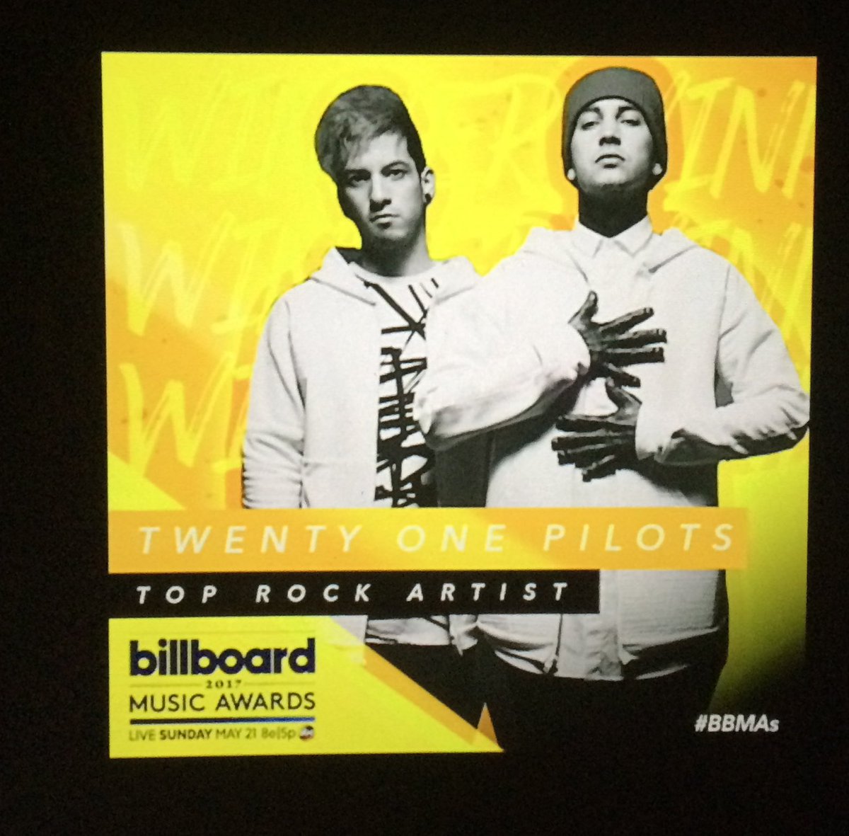 anastasiiakuta's tweet photo. CONGRATS MY LOVELIES #topBBMAs #BBMAs #ourCliqueIsBeautiful https://t.co/A9XI09x3vP