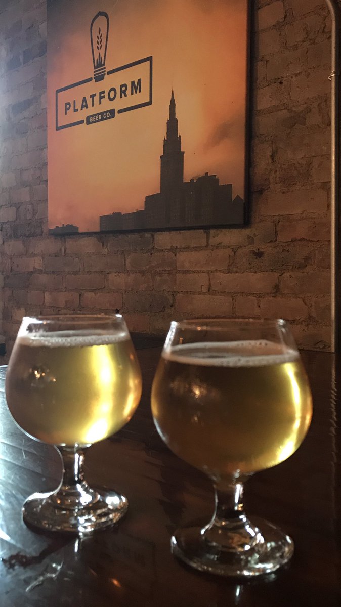 hrc909's tweet image. A quick stop on our way to the game. Let's go @cavs #DefendTheLand @PlatformBeers #BasicBeach #SmokinFineapple #ThisIsCLE #DrinkLocal #CLE