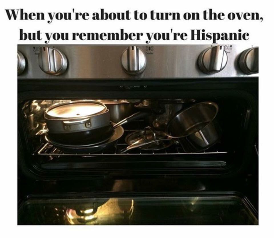 SpanishMomProbs's tweet photo. The struggle.... https://t.co/qKeJGBU78O