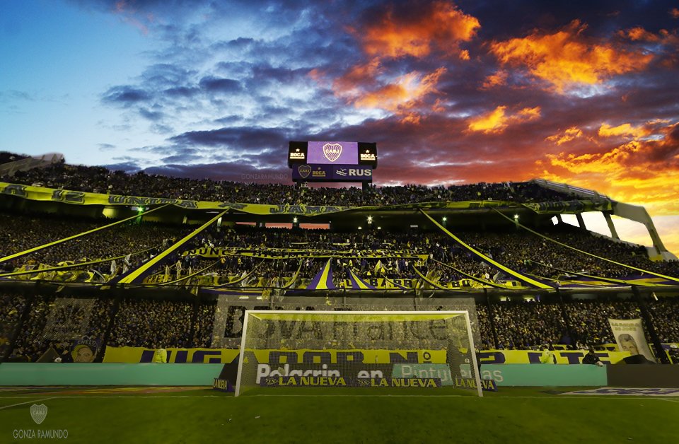 gonzaramundo's tweet photo. La 12 está loca quiere un campeonato para festejar 💙💛 https://t.co/YGOTJMpXPr