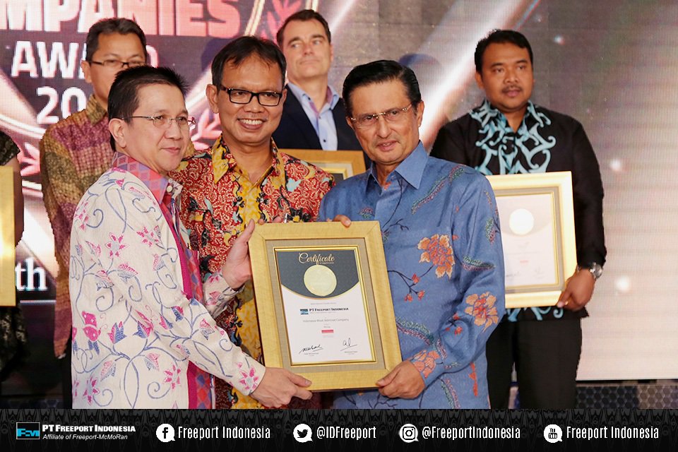 IDFreeport's tweet photo. Apresiasi ini diberikan kpd perusahaan yg memiliki citra baik &amp; mnrt para karyawan serta responden merupakan perusahaan idaman utk bekerja. https://t.co/Mlw7TiU9ph