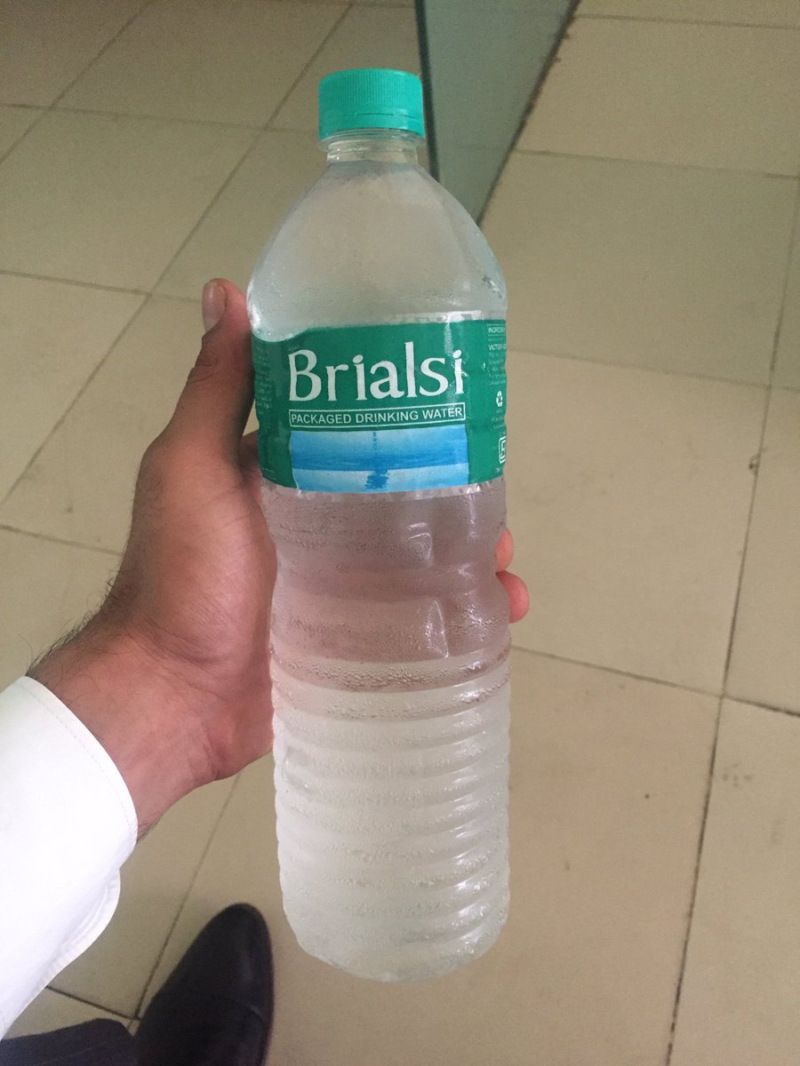 iamAmanSarin's tweet image. Asked my office boy to get me a bottle of &quot;bisleri&quot; &amp;amp; see what he got for me 😂😂#duplicacy at a whole new level