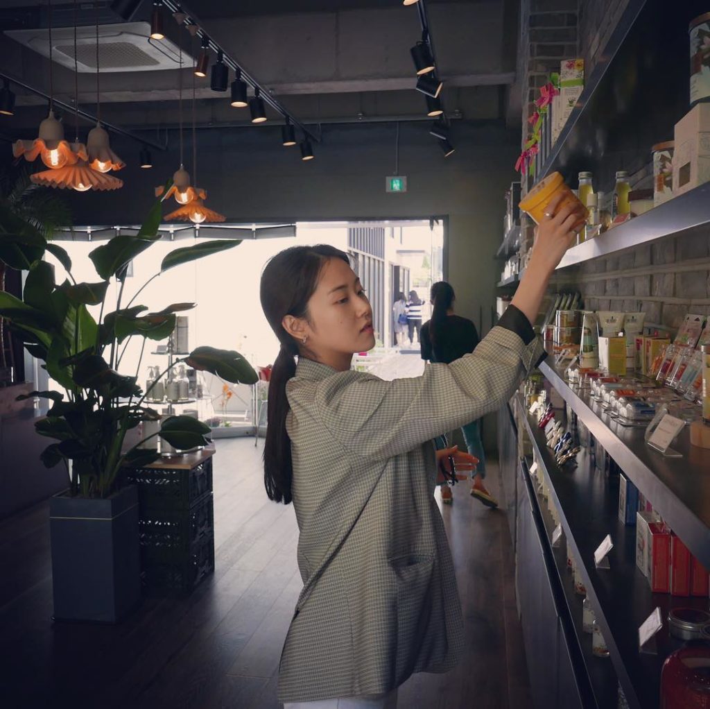 heostagramcom's tweet photo. [INSTAGRAM] gayoon_heo: (no caption) https://t.co/vHEj19s9iP #heostagram https://t.co/xvF35km3O5
