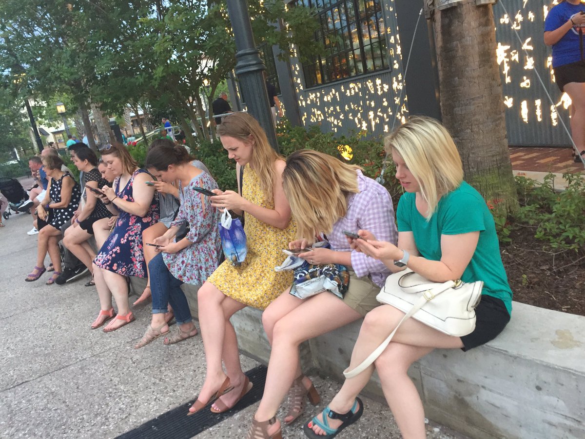 Busy posting to social media about our amazing Daily 5 Conference experience!  <a href="/eStemkinder/">eStem Kindergarten</a>