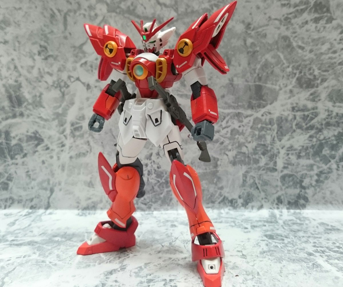 Phobos_neve's tweet photo. ウイングガンダムクロスファイター
完成しました！！
前よりデカールの量を増やし塗装も四種類使いました！
前回の反省を踏まえてできあげることが出来たと思います！
#ガンプラ #ガンスタ 
#ガンプラの画像貼るとRTされると聞いて 
https://t.co/X05KV3oT9X https://t.co/w4ILlQBwrv