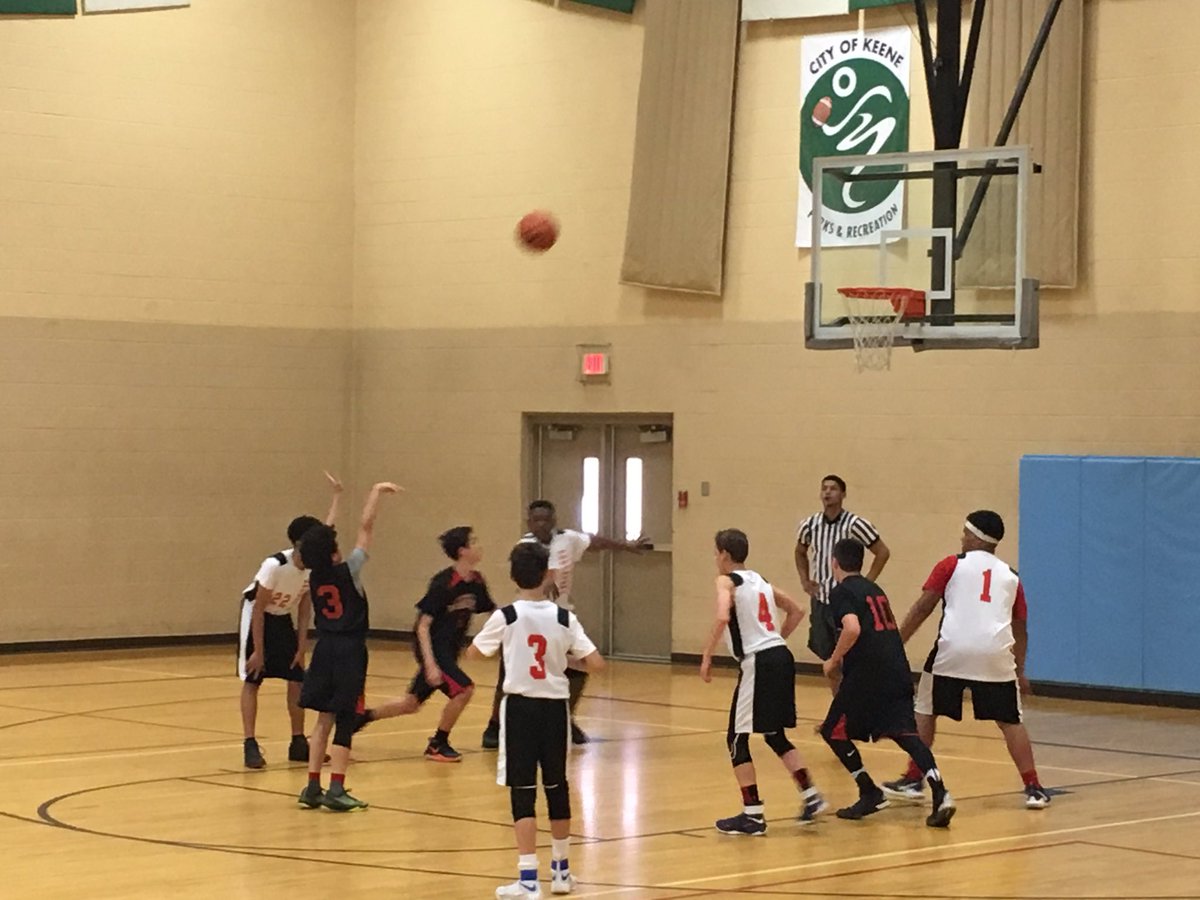 ri_warriors's tweet photo. Some pictures of the funthe 7th grade team had,  in Keene, NH. Bonds were made,  and  also lifetime memories! https://t.co/NSlbz8Ddcu
