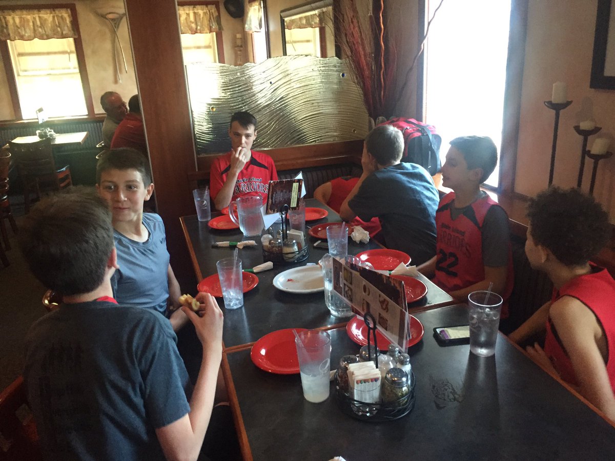 ri_warriors's tweet photo. Some pictures of the fun the 7th grade team had,  in Keene, NH. Bonds were made,  and  also lifetime memories! https://t.co/IQ2vmBvMpk