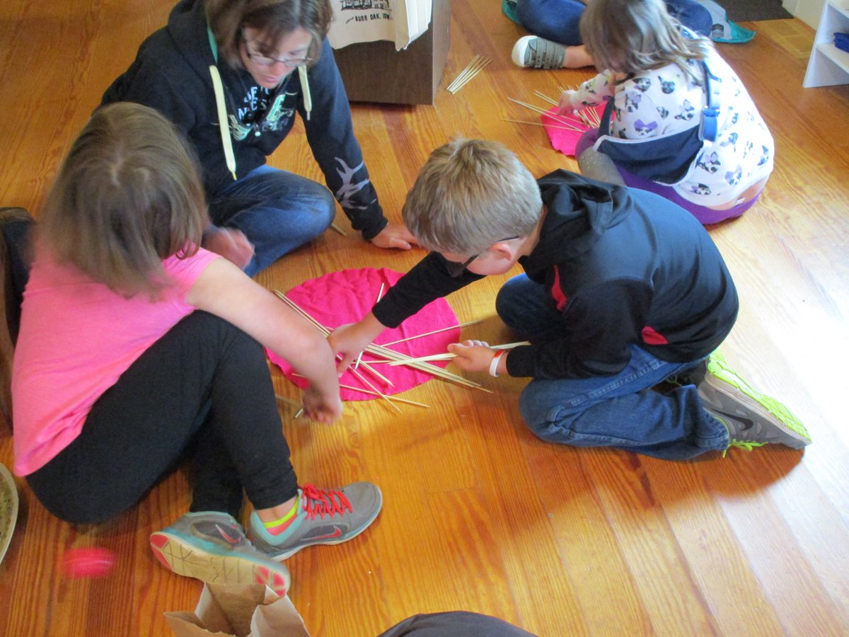 Laura Ingalls Museum tweet media