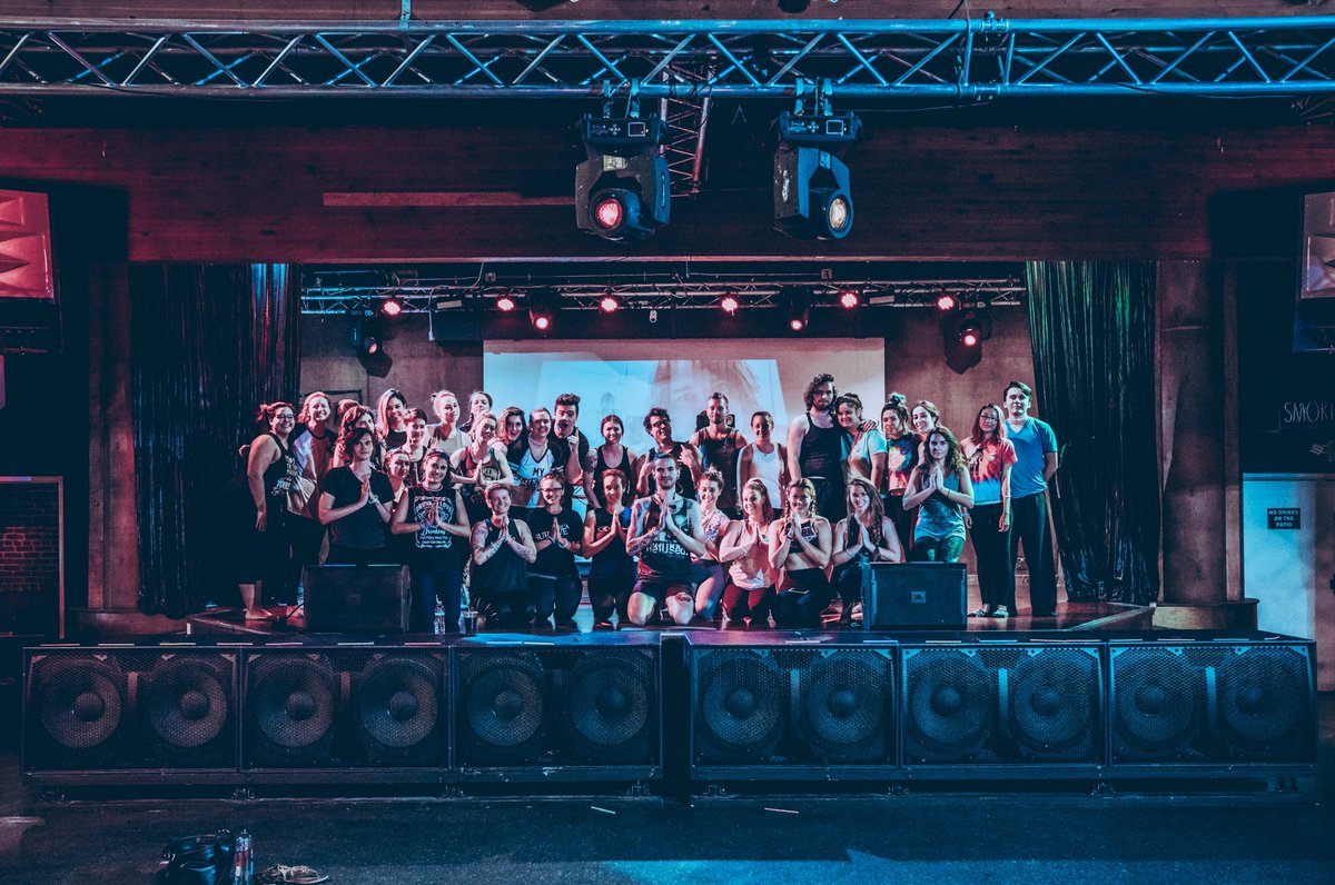 Namasdrake's tweet photo. What a time to be alive and young and in love. Thank you yogis #namasdrake #namastay18forever https://t.co/np7tze1OzK
