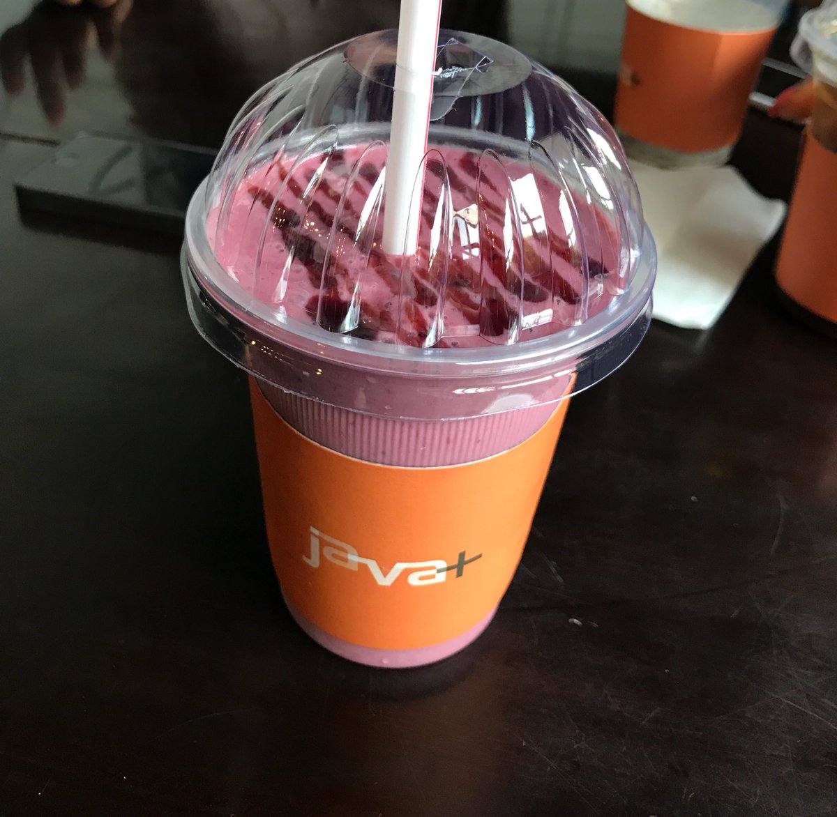 Priyanshi_Patel's tweet photo. Conversations that begin with this!! #Sunday #JavaPlus @CourtyardHotels @PrachiTrivedi09 #Ahmedabad #BerryShake https://t.co/jpq9akFak3