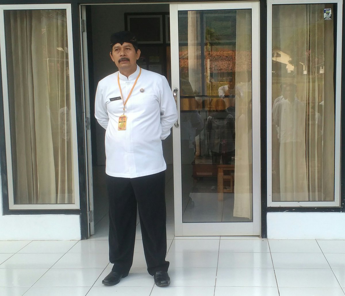dadancius's tweet photo. Apel pagi Kec #SukasariBerhias 22-05-2017 @DediMulyadi71 @DiskominfoPWK @Harombrandou https://t.co/BULARTXYmI