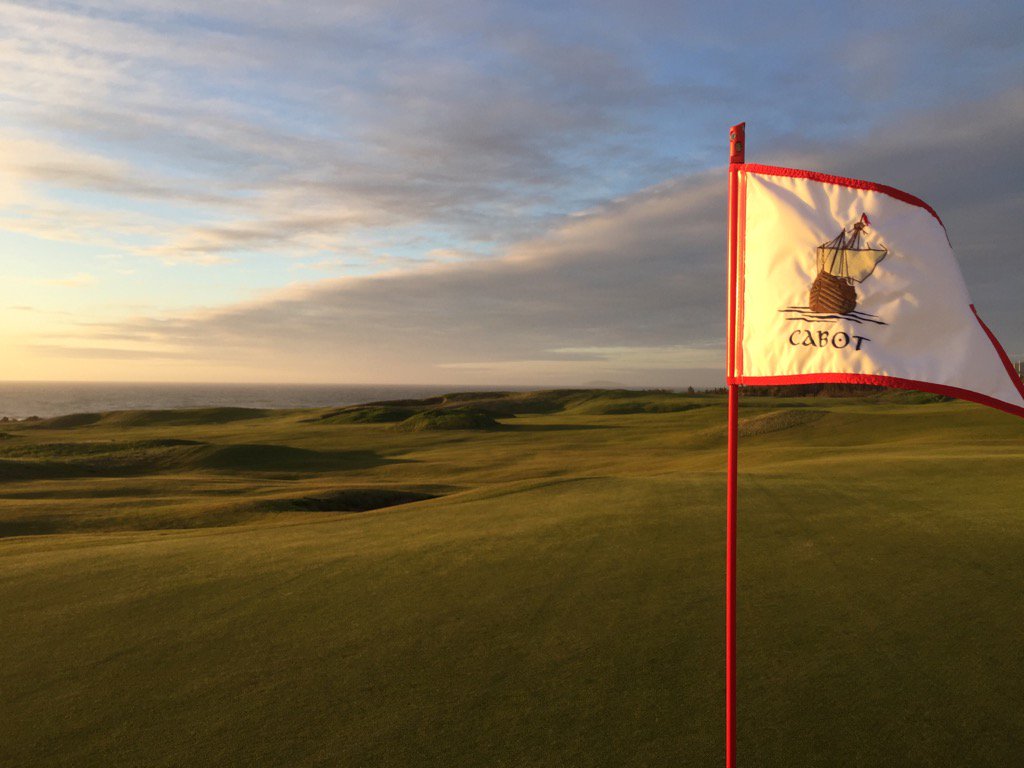 kenthalluk's tweet photo. Great first day @cabotlinks.  The winds were up and the sea was angry but this is as pure as golf gets.  #thisiscabot https://t.co/ww9FsRxSFu