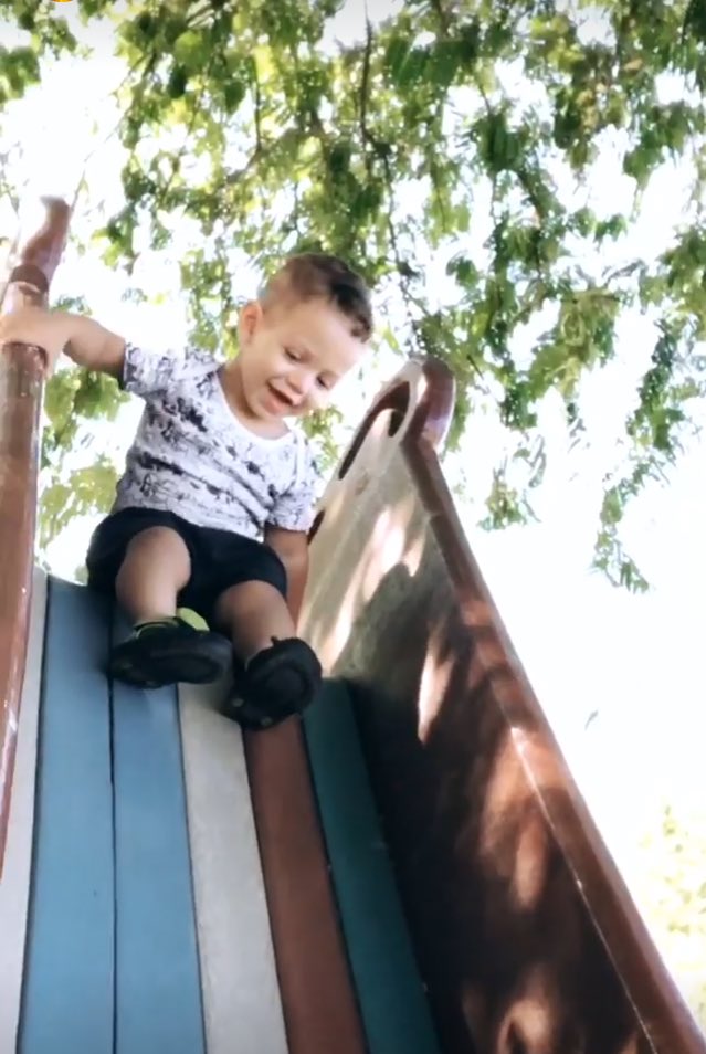 geefarofa's tweet image. Tudo normal // saiu lifestyle #BuddyLifeStyle