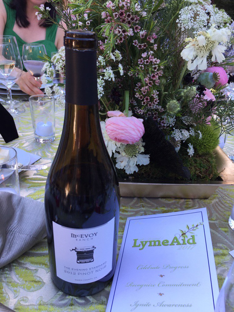 BayAreaLyme's tweet photo. Lovely #LymeAid2017 dinner. Thank you @McEvoyRanch, @BenoviaWinery, @mccallscatering, @seghsio. https://t.co/LHvJNACzMc