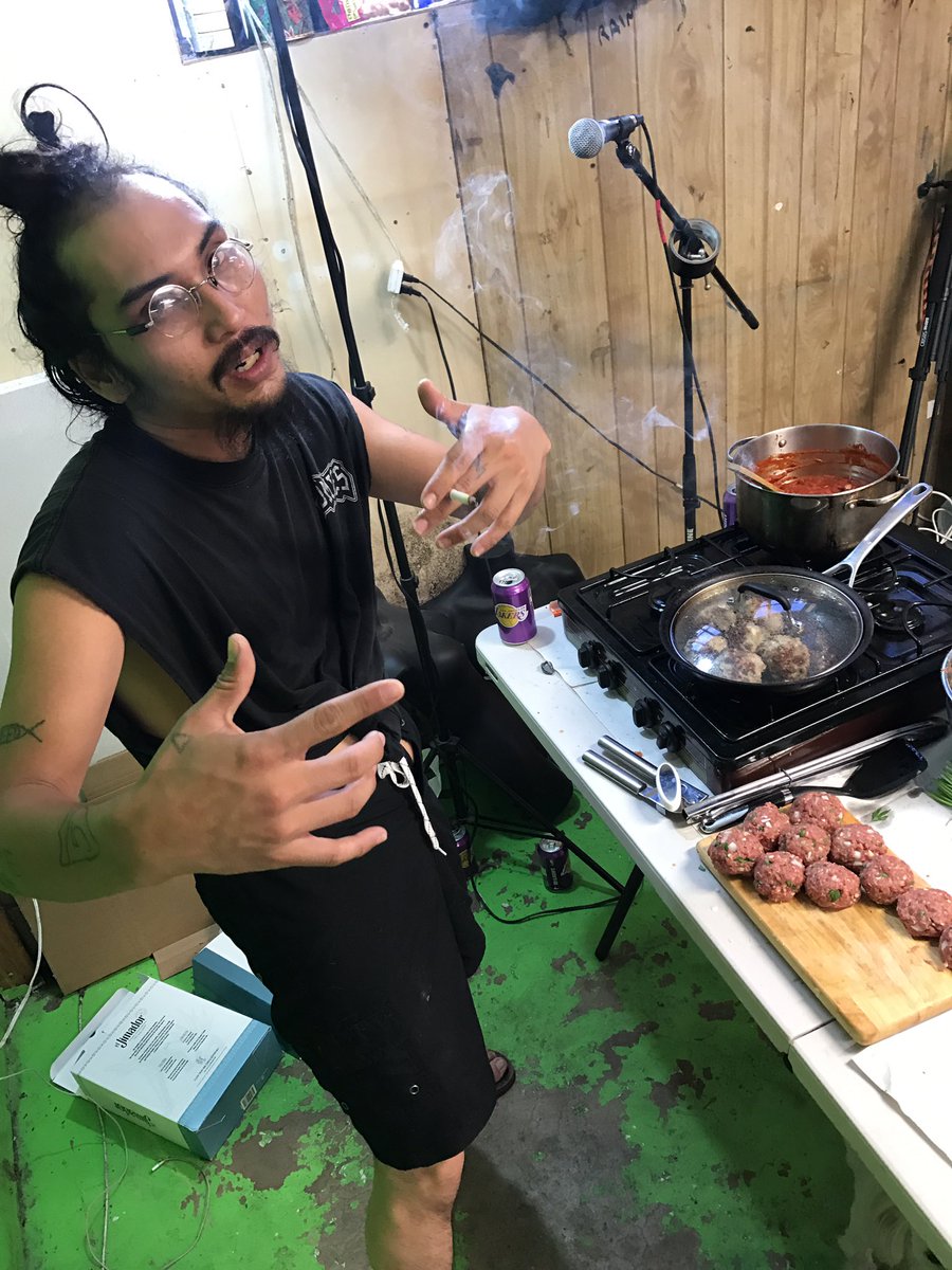 Izak is making meatball sandwiches LIVE on the #GnarTapesGnetwork right now! Watch at GnarTapes.com/GTG